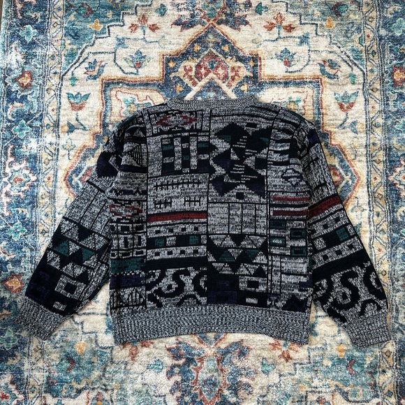 Vintage Fine Line Abstract Shapes Pullover Sweater Medium - Picture 2 of 4